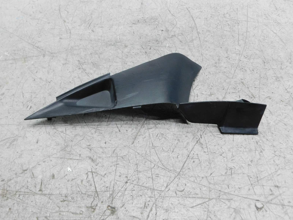 Пластик внутренний правый Honda CBR600RR 06-08 64335-MFJ