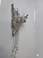 Заколка-краб для волос "Пушистая бабочка" со стразами. Цвет серебро