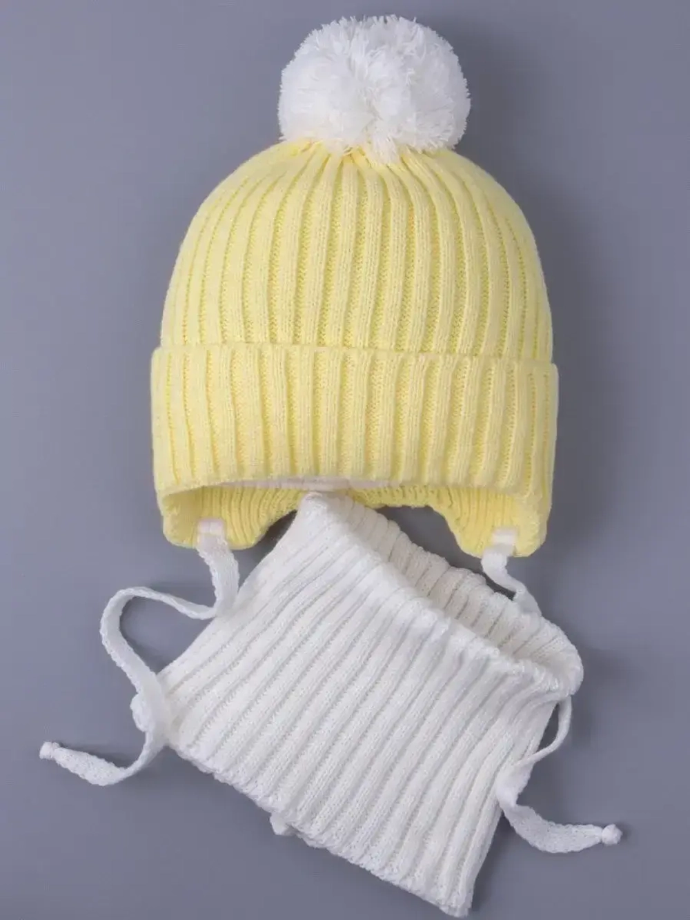 Шапка детская осенняя вязаная и снуд