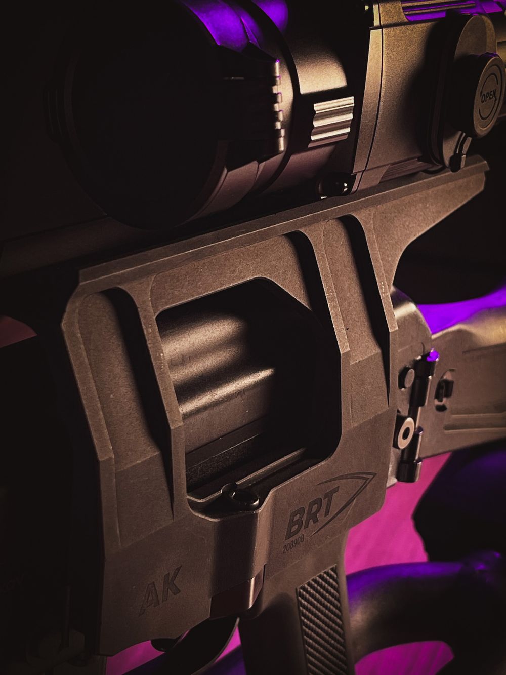 Боковой кронштейн под прицелы Iray, BRT