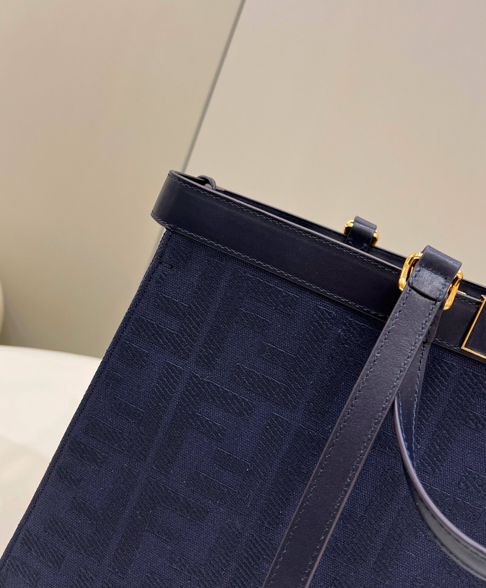 Fendi X-Tote