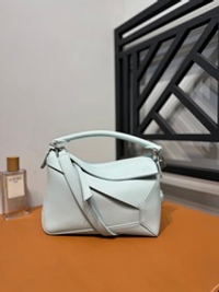 Loewe Puzzle 24 cm