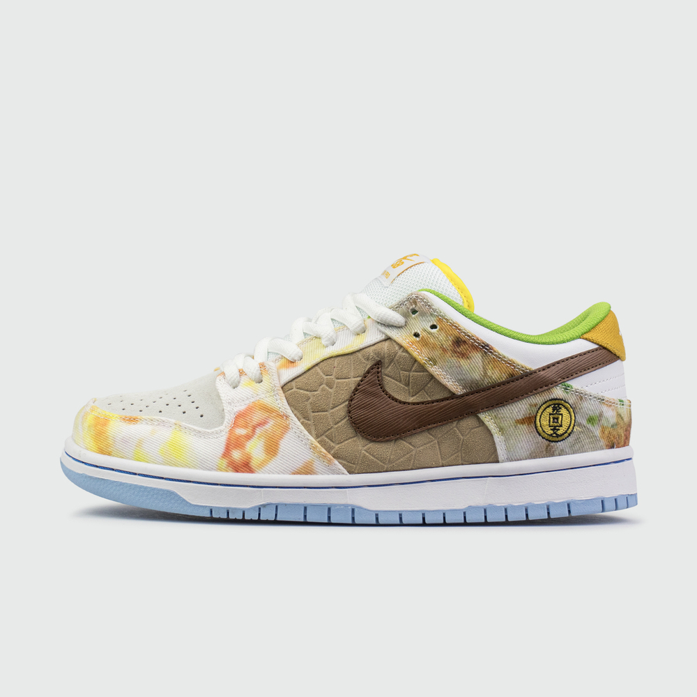 Кроссовки Nike Dunk Low SB Street Hawker