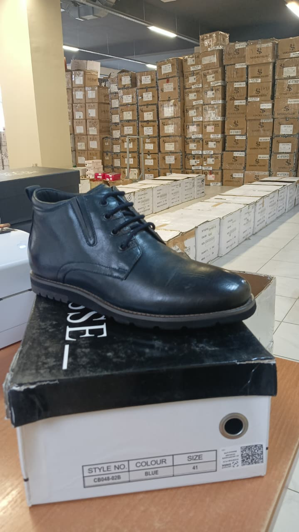 Ботинки мужские зимние ESSE CB048-02B