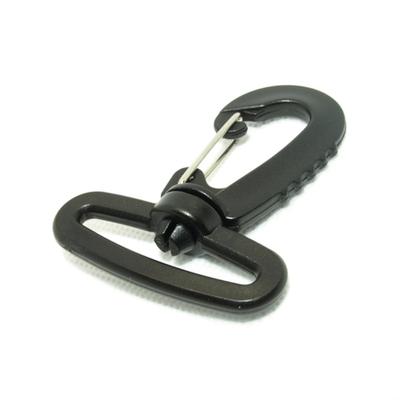 Карабин пластик с метал.защелкой, ш. 32 мм, чёрный