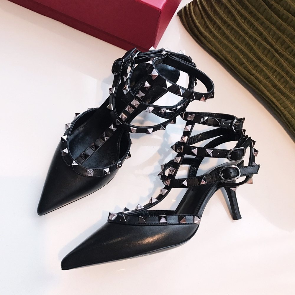 Valentino Rockstud Pumps 6.5 cm