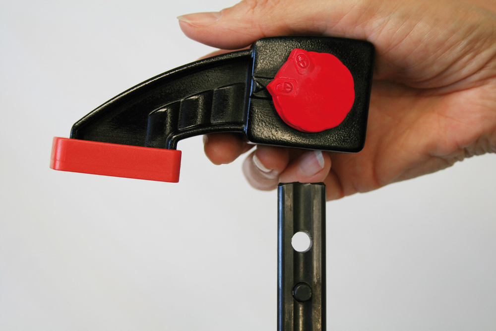 Струбцина для работы одной рукой BESSEY EZS30-8