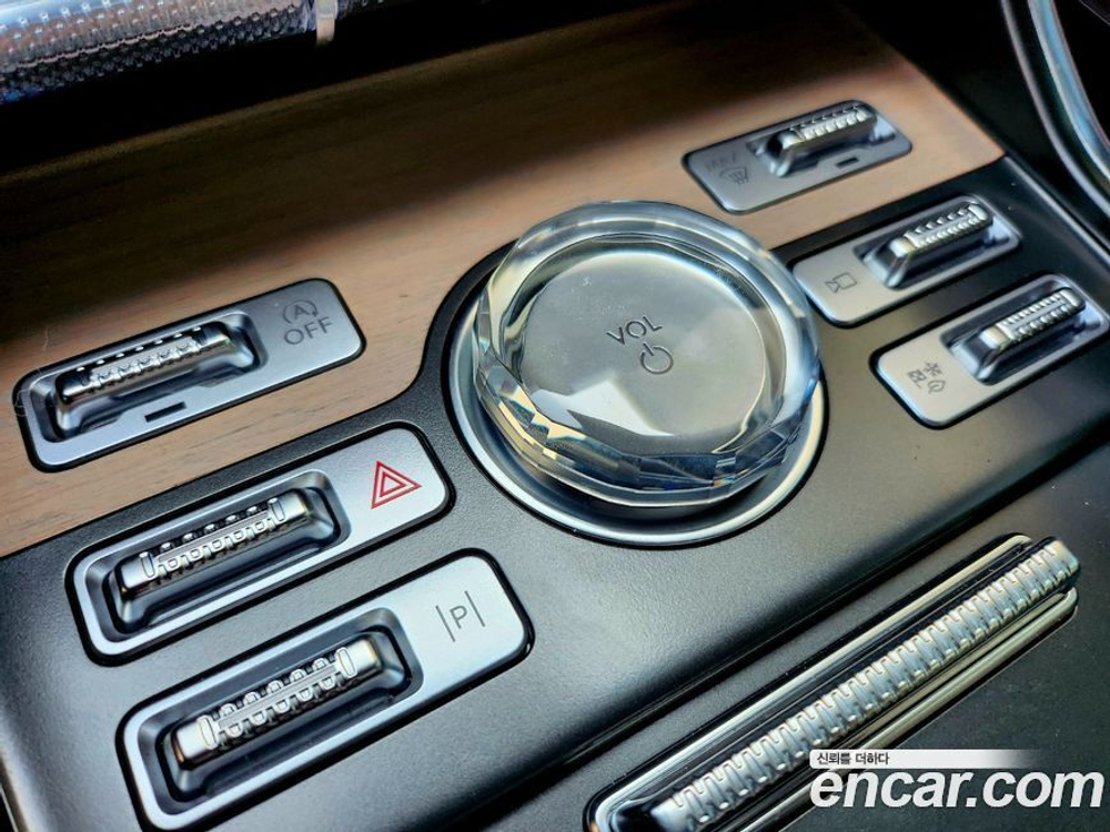 Lincoln Nautilus 2 Generation 2.0 Reserve AWD (12.2023)