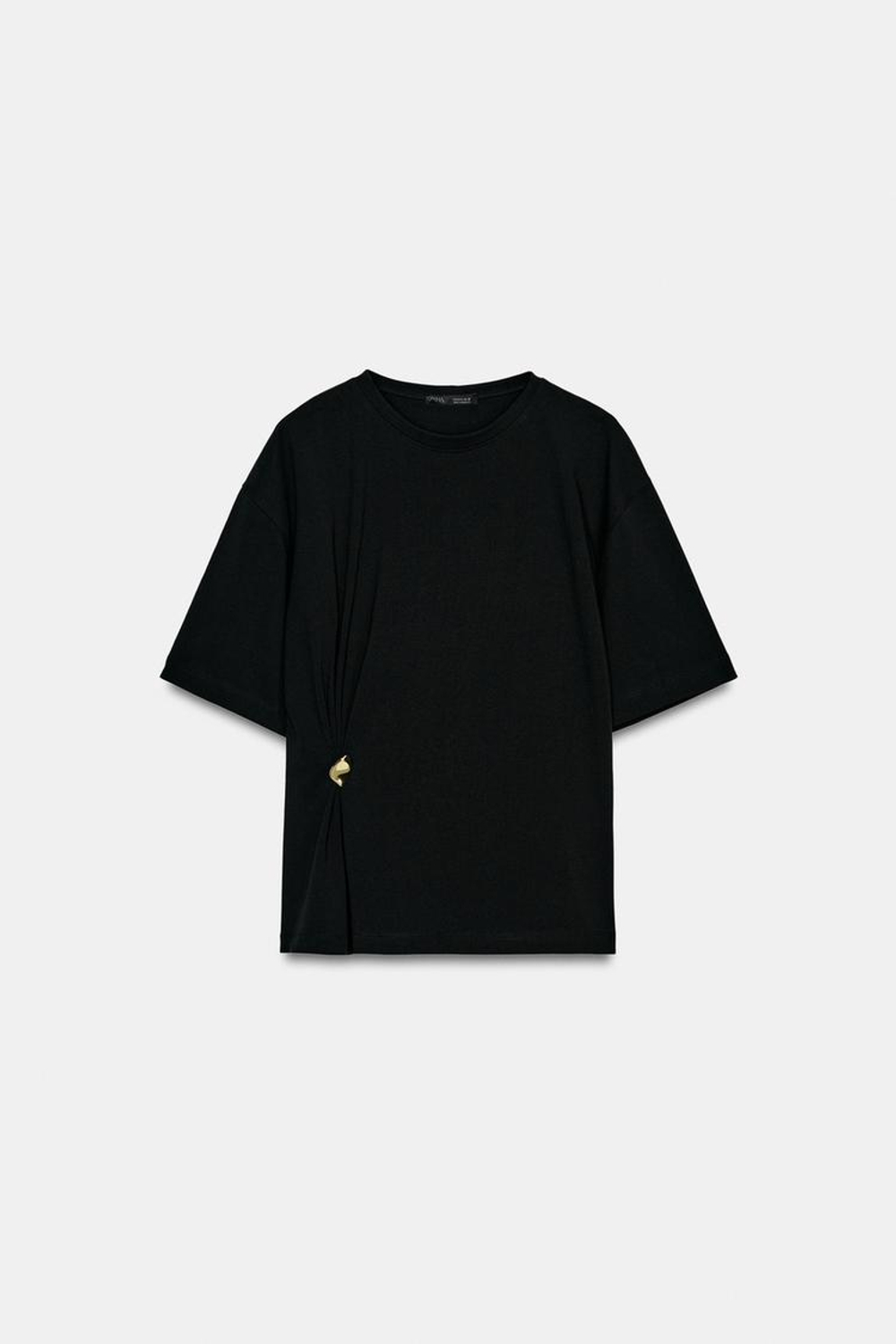 ZARA ФУТБОЛКА ИЗ ПЛОТНОГО ХЛОПКА С АППЛИКАЦИЕЙ, ЧЕРНЫЙ