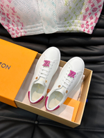 Louis Vuitton Time Out