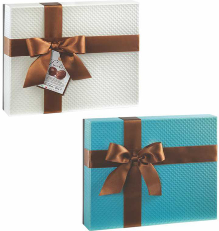 Ассорти конфет Socado из молочн шоколада с пралине и кремом капучино в подарочной упаковке Texture 250г