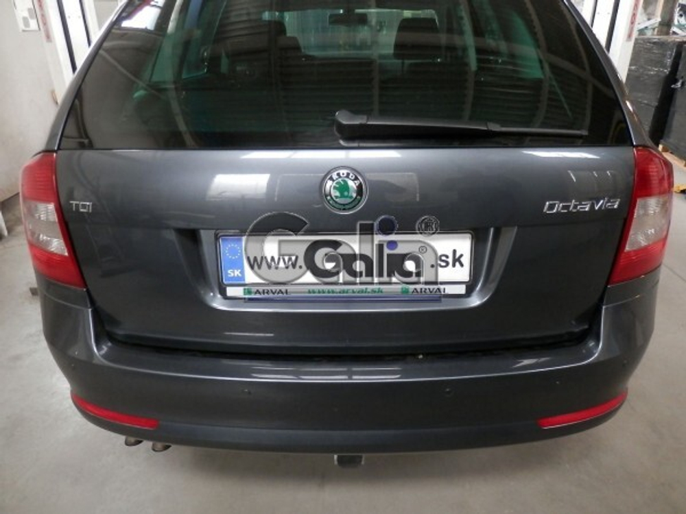Фаркоп оцинкованный Galia S086A для Skoda Octavia II седан/универсал 2005-2013, Skoda Octavia Scout 2008-2013(паспорт и сертификат в комплекте)(без электрики)