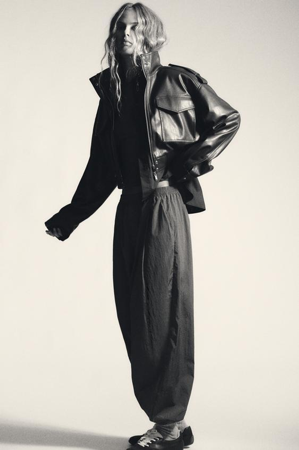 ZARA БРЮКИ-ШАРОВАРЫ ИЗ НЕЙЛОНА С ЭЛАСТИЧНЫМИ МАНЖЕТАМИ, ГОРЧИЧНЫЙ