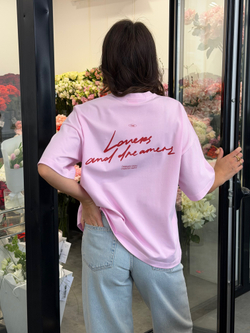 Футболка "Влюбленные и мечтатели", розовая