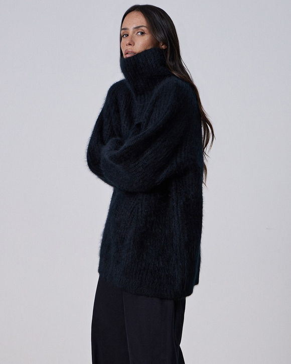 Свитер "Supermodel"