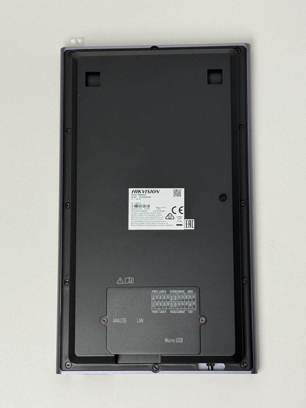 Вызывная панель с функцией распознавания лиц (Hikvision) DS-KD9403-E6(O-STD)