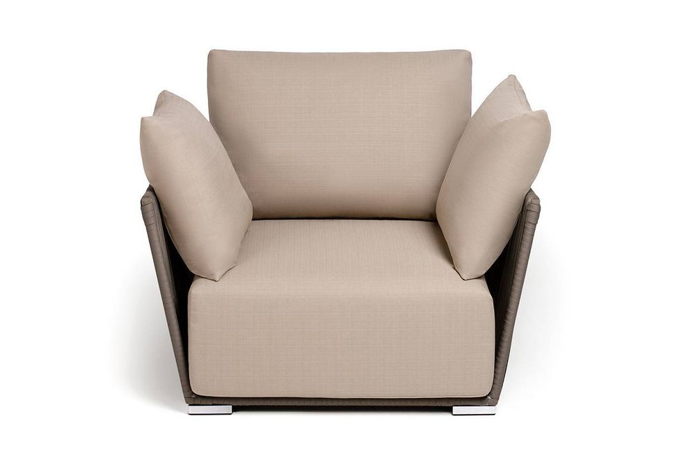 "Форли" кресло плетеное из роупа, каркас алюминий светло-серый (RAL7035) муар, роуп серо-коричневый 23мм, ткань Mossle бежевая