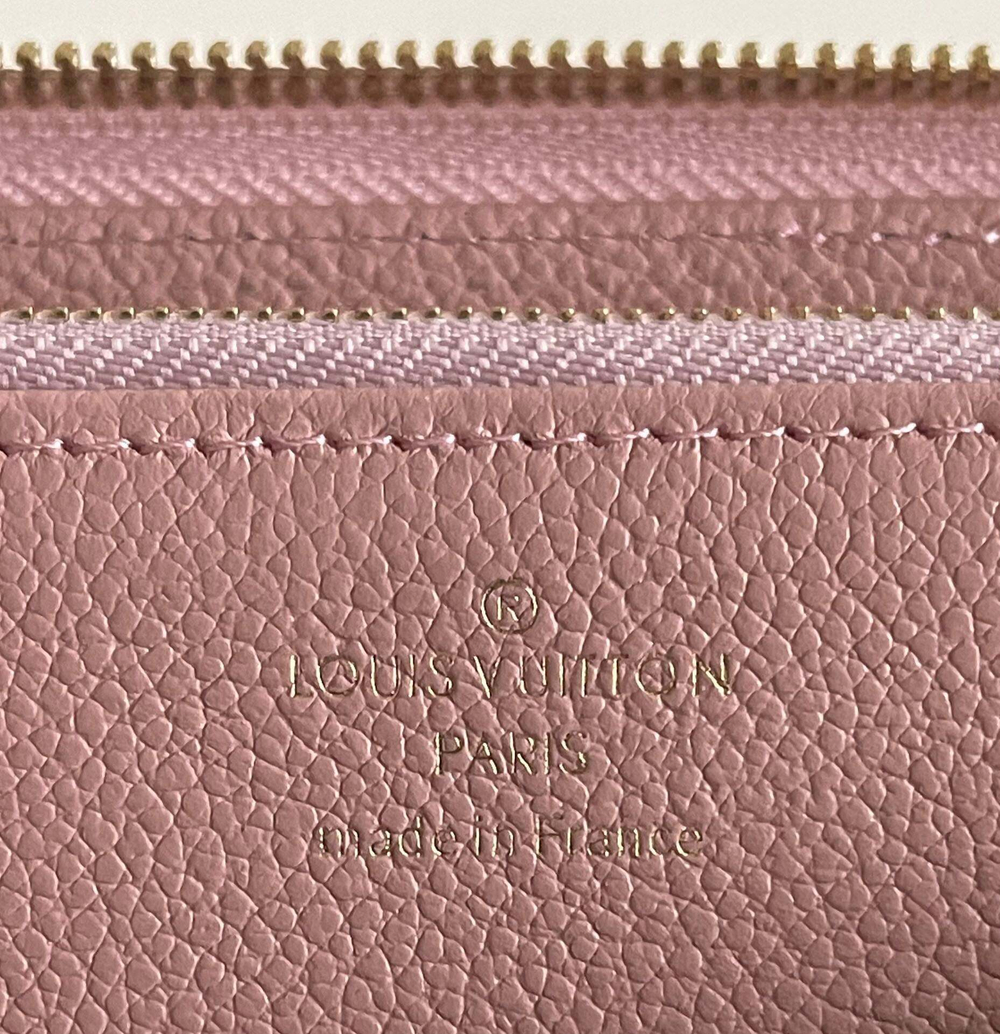 Louis Vuitton Zippy Wallet