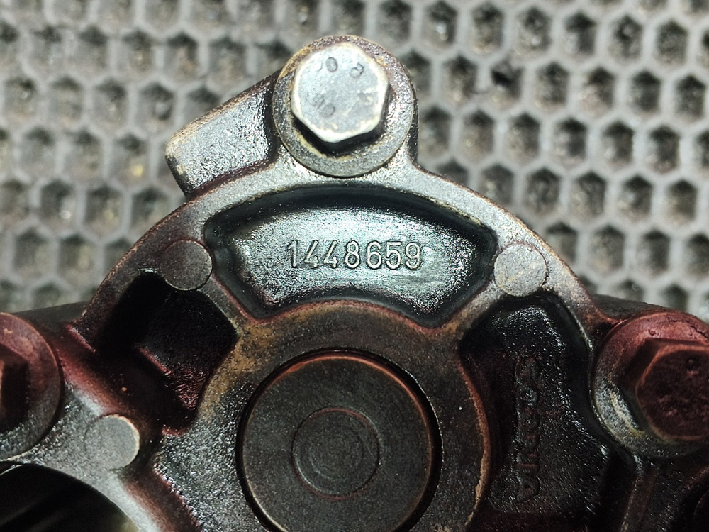 Насос масляный