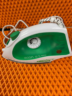 Утюг ECON  ECO-BI1601