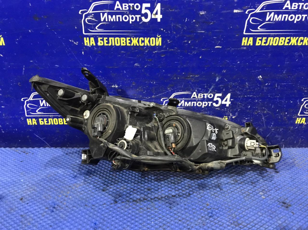 Фара передняя левая TOYOTA WISH 2009-2012