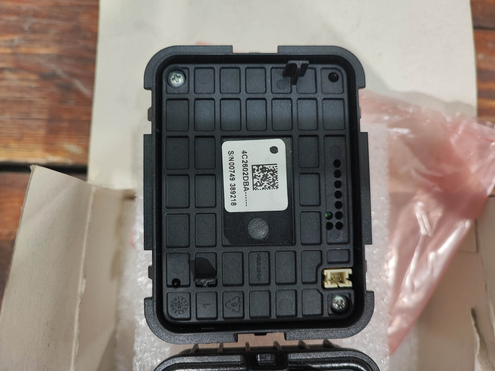 Трекер охранной системы Mercedes E-Class (W213) 16-нв Новое Оригинал A2139004323