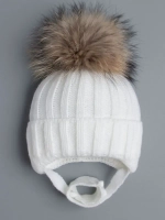 Шапка детская зимняя вязаная на завязках
