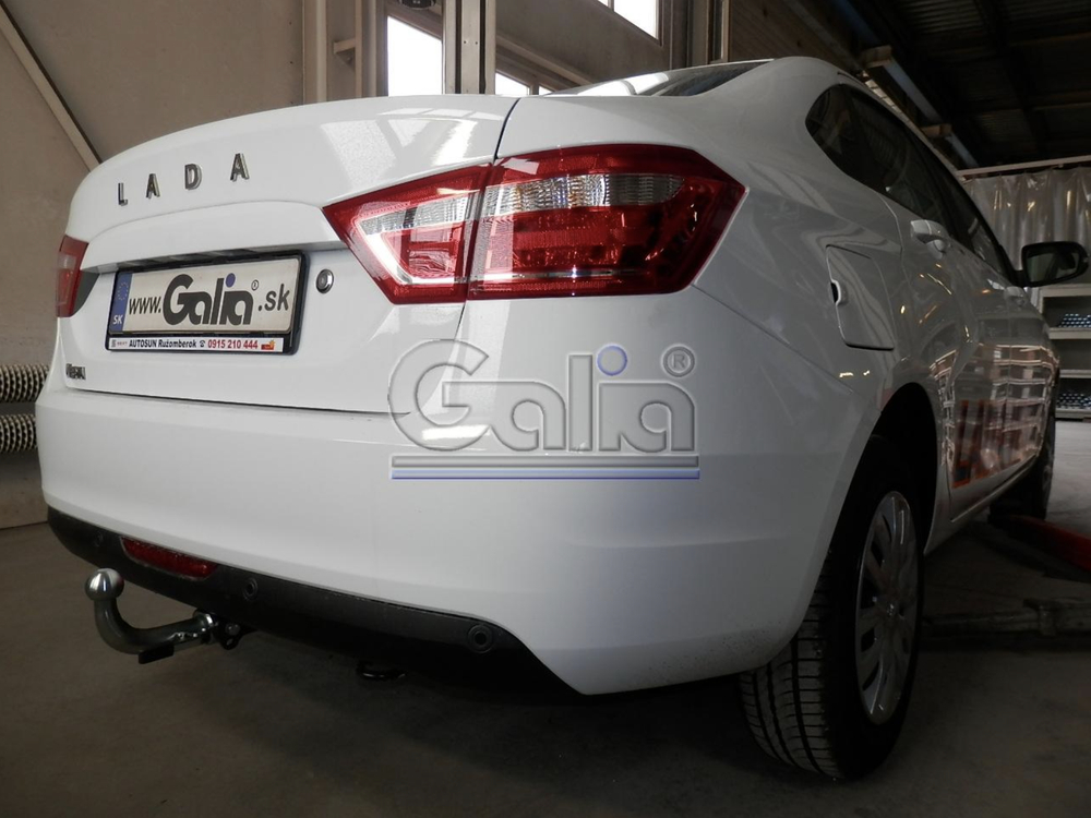 Фаркоп оцинкованный Galia L025C для Lada Vesta седан/универсал, в т.ч. SW Cross 2015-(паспорт и сертификат в комплекте)(без электрики)