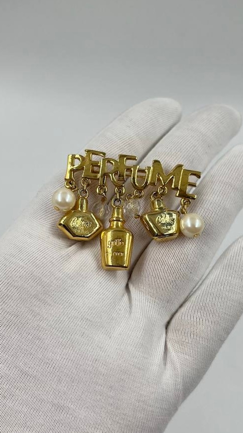 Брошь «Perfume» Trifari