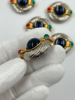 Накладка на пуговицу биколор с разноцветными кабошонами