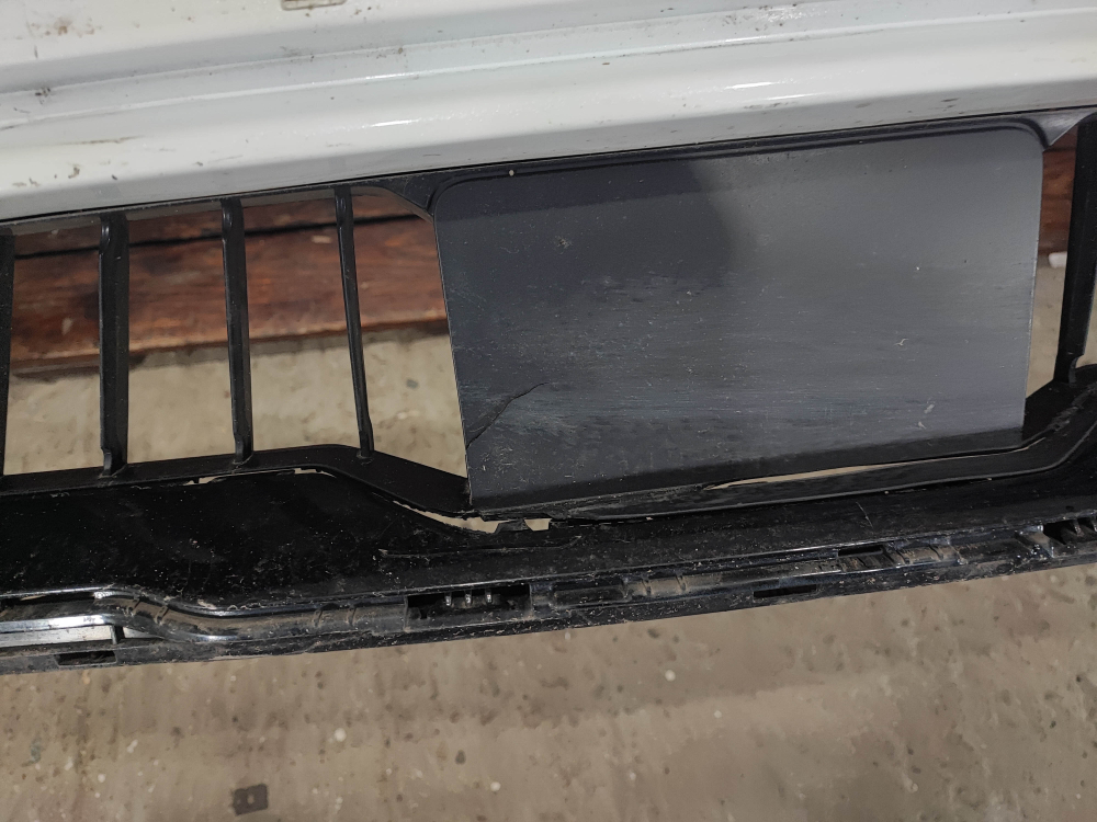 Бампер передний Changan UNI-K 20-нв Б/У Оригинал CD569F2713011400AA