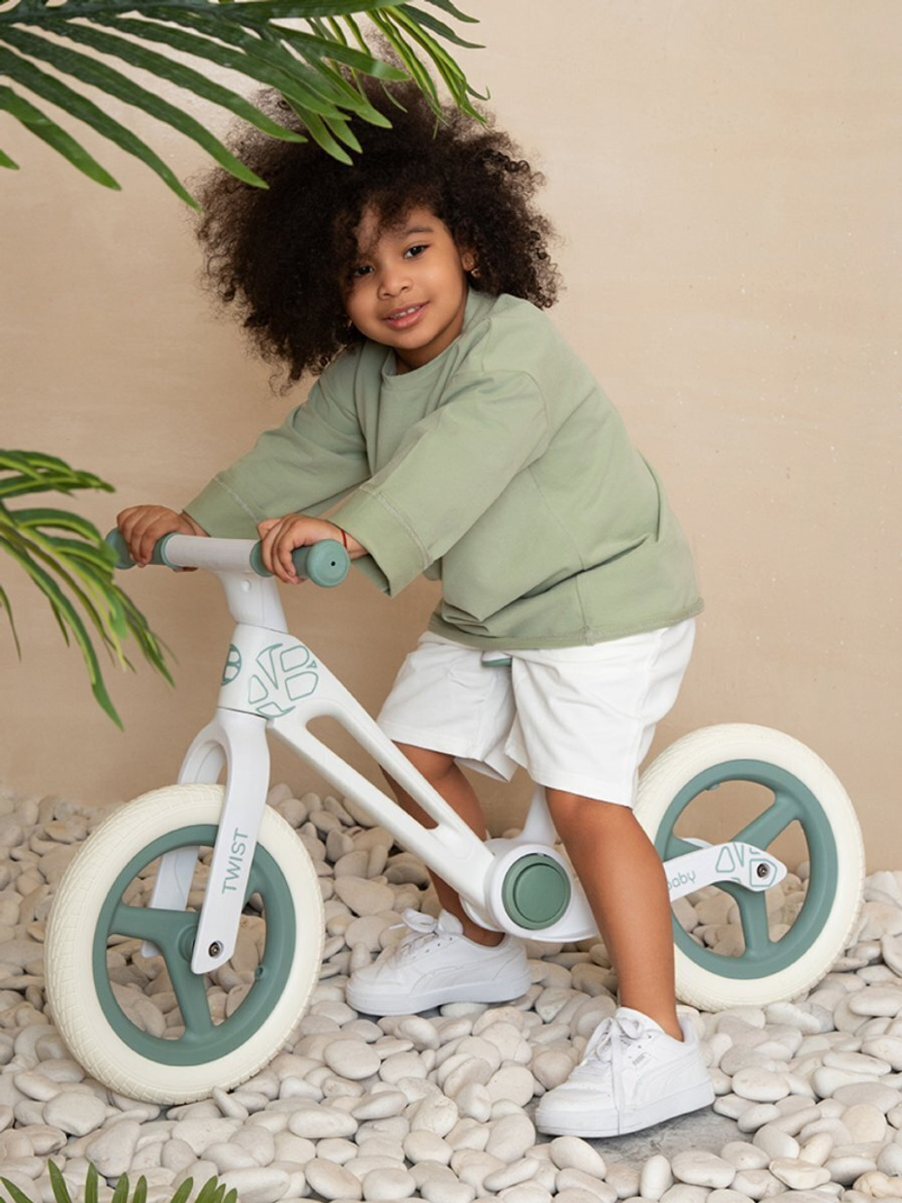 Двухколесный беговел Amarobaby Twist