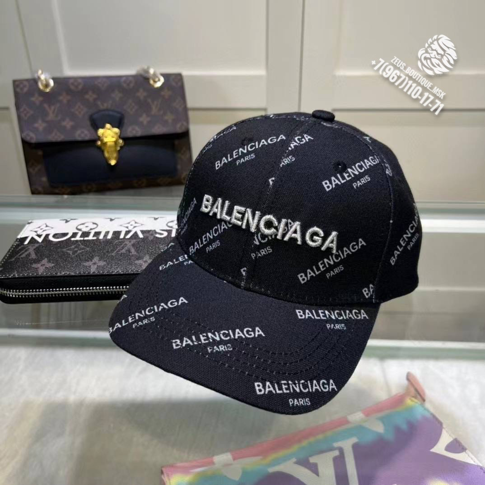 Бейсболка Balenciaga