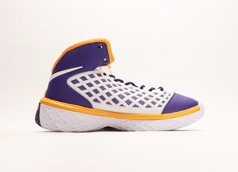 Купить в Москве Nike Kobe 3 Lakers