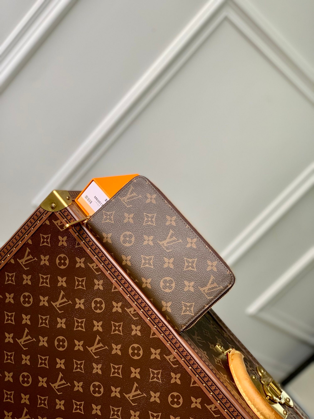 Louis Vuitton Zippy Wallet