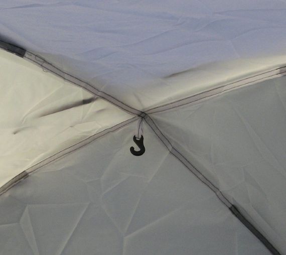 Палатка Indiana TRAMP 4, крючок для фонаря.