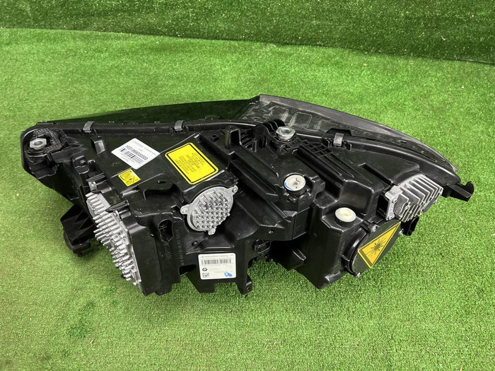 Фара правая BMW X5 G05 X6 G06 18-23 Laser В сборе