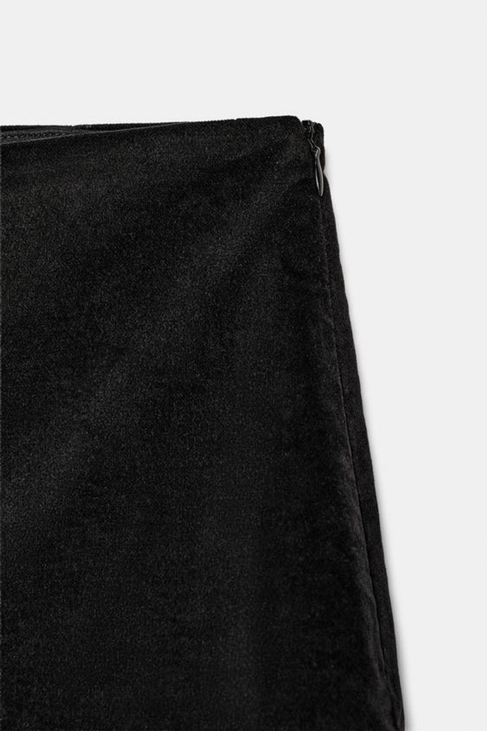 ZARА ВЕЛЬВЕТОВЫЕ МИНИ-ШОРТЫ, ЧЕРНЫЙ
