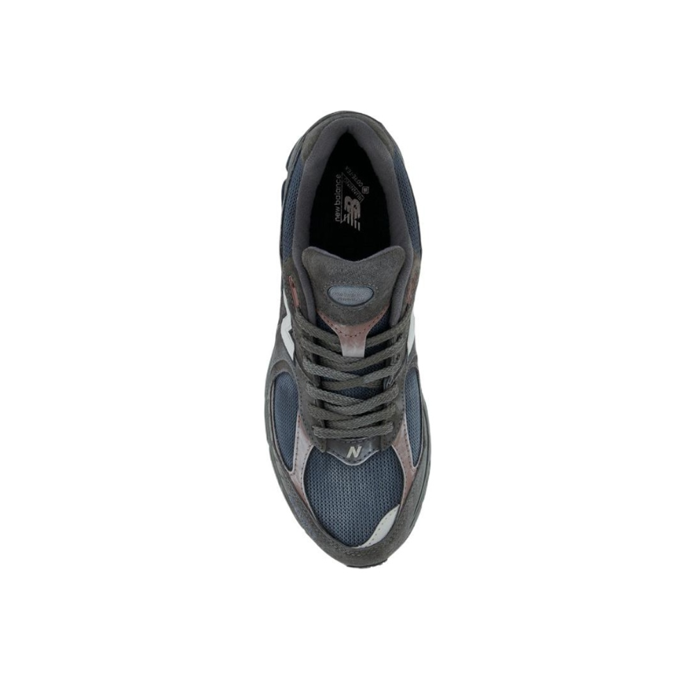 New balance 2002r gore tex. New balance 2002r gore tex