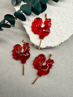 Подвеска "Петушок на палочке" ручной работы, позолота 14к, алый 30*35 мм