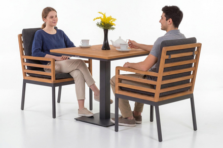 Стол обеденный ЭГМОНТ из тика 80x80