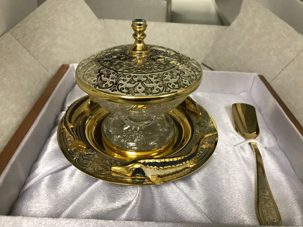 Икорница "Стерлядки" с крышечкой