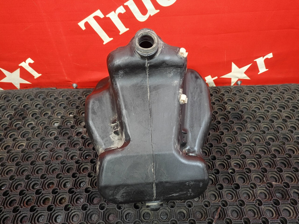 Бачок омывателя лобового стекла