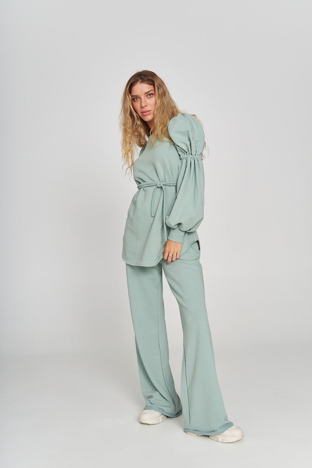 Брюки клеш из футера в цвете холодная мята