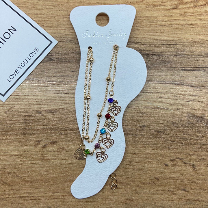 Браслет на ногу цепочка подвески Сердце тройное стразы цветные металл золотистый