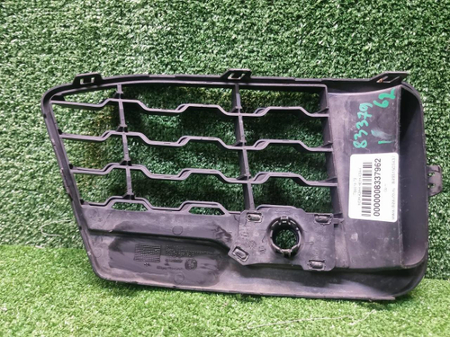 Решетка бампера левая BMW X1 F48 (15-19) M-paket