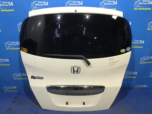 Дверь пятая Honda FREED SPIKE 2010-2014