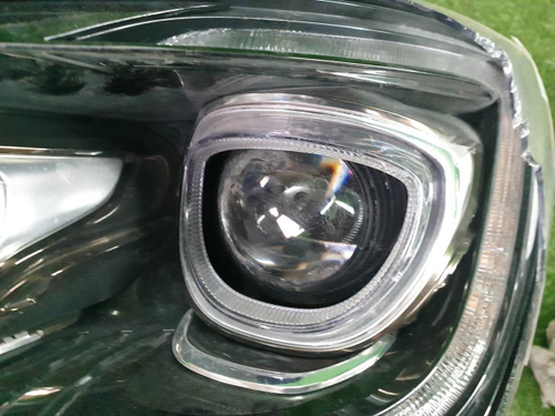 Битая Фара левая Genesis G80 (2016-2020) LED