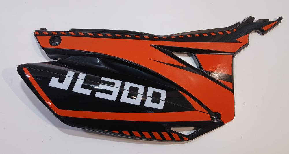 Пластик боковой центральный правый Мотоцикл Kugoo JL300