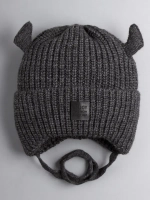 Шапка вязаная с ушками для детей